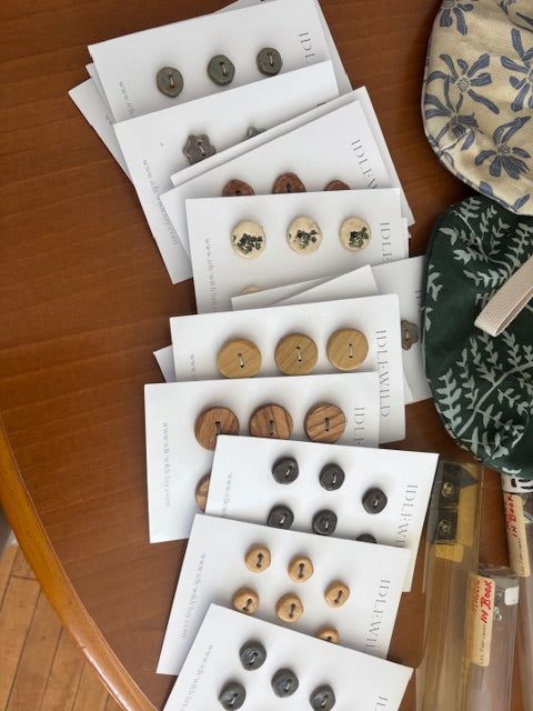 Idlewild Buttons 30